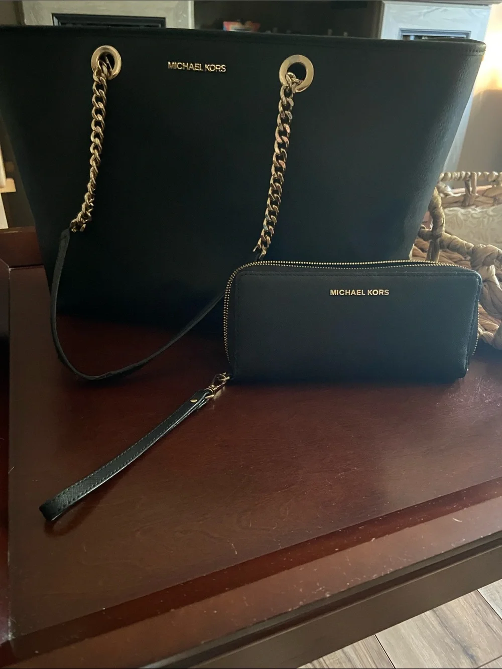 Michael Kors purse and wallet set